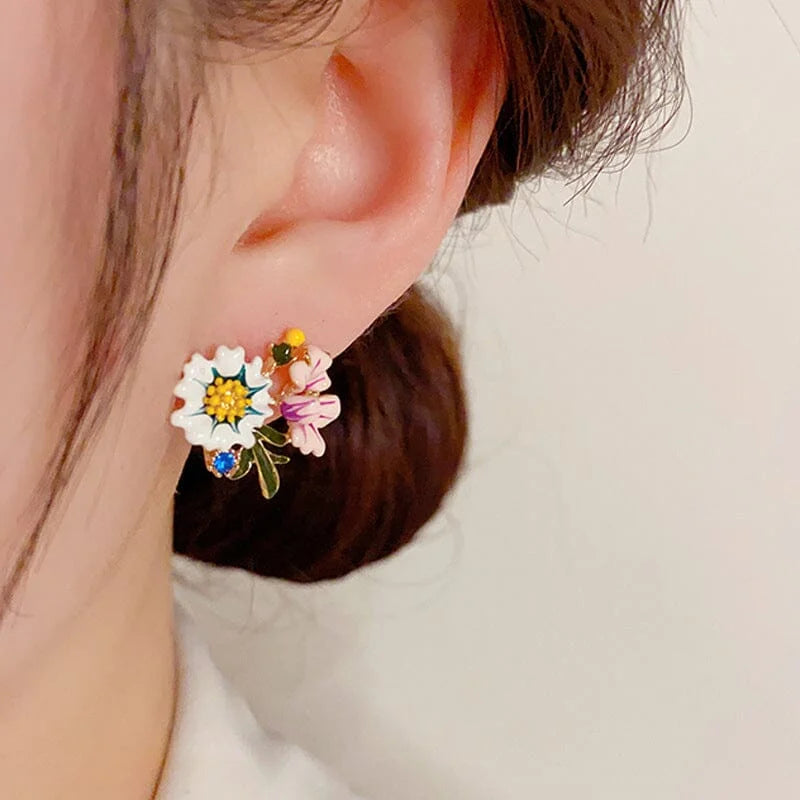 Daisy flower earrings