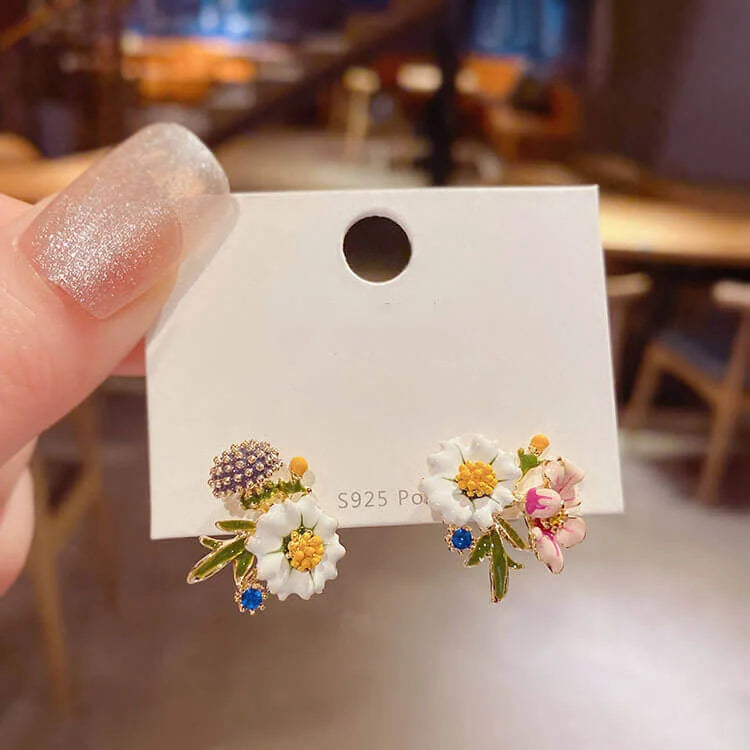 Daisy flower earrings