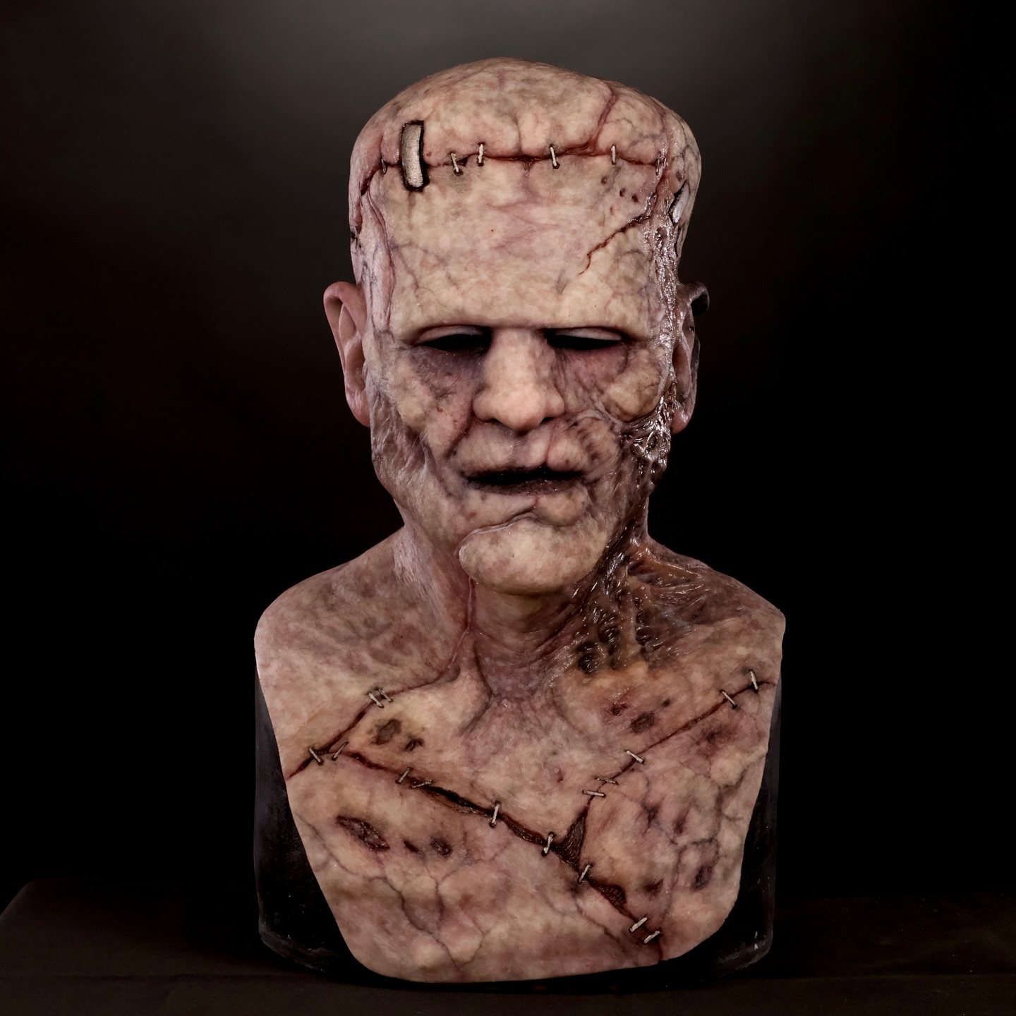 💀Frankenstein Themed Horror Mask - Hyperreal Disguise Mask for Halloween