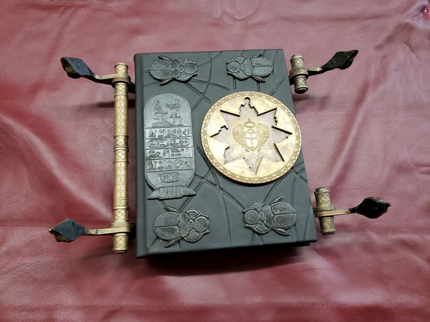The Book of the Dead - The Mummy Prop Replica